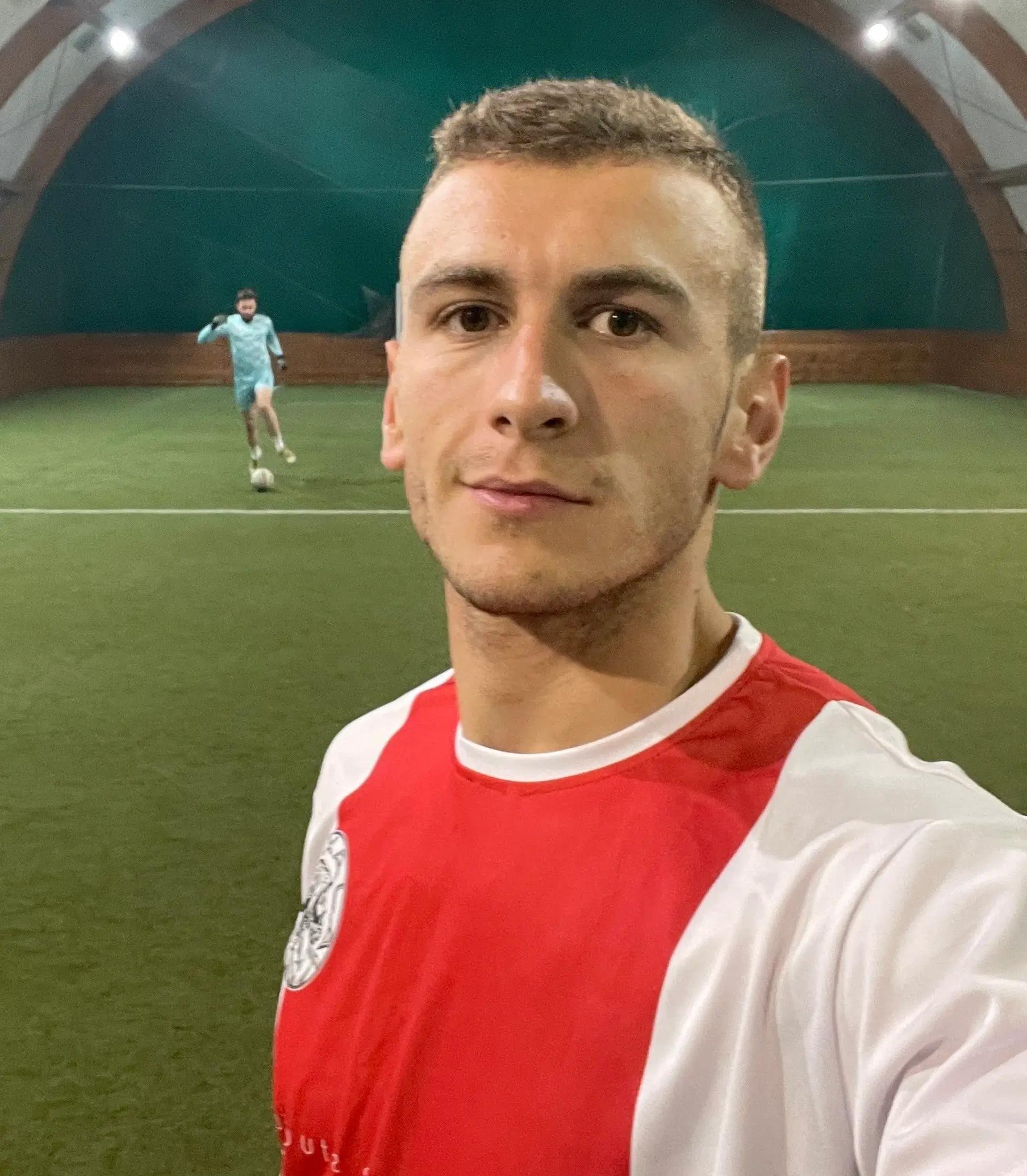 Hamza Rebronja - Hamza Rebronja playing football with friends.